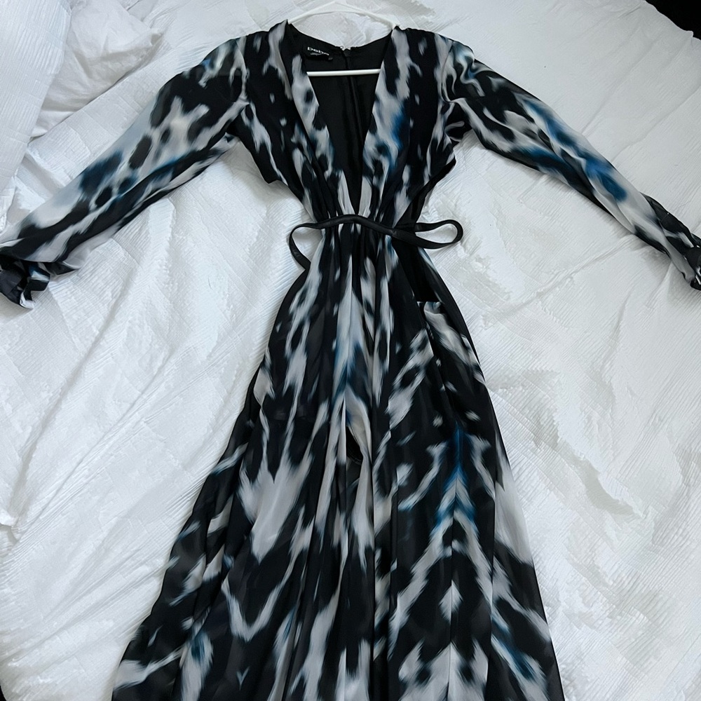 Bebe maxi dress